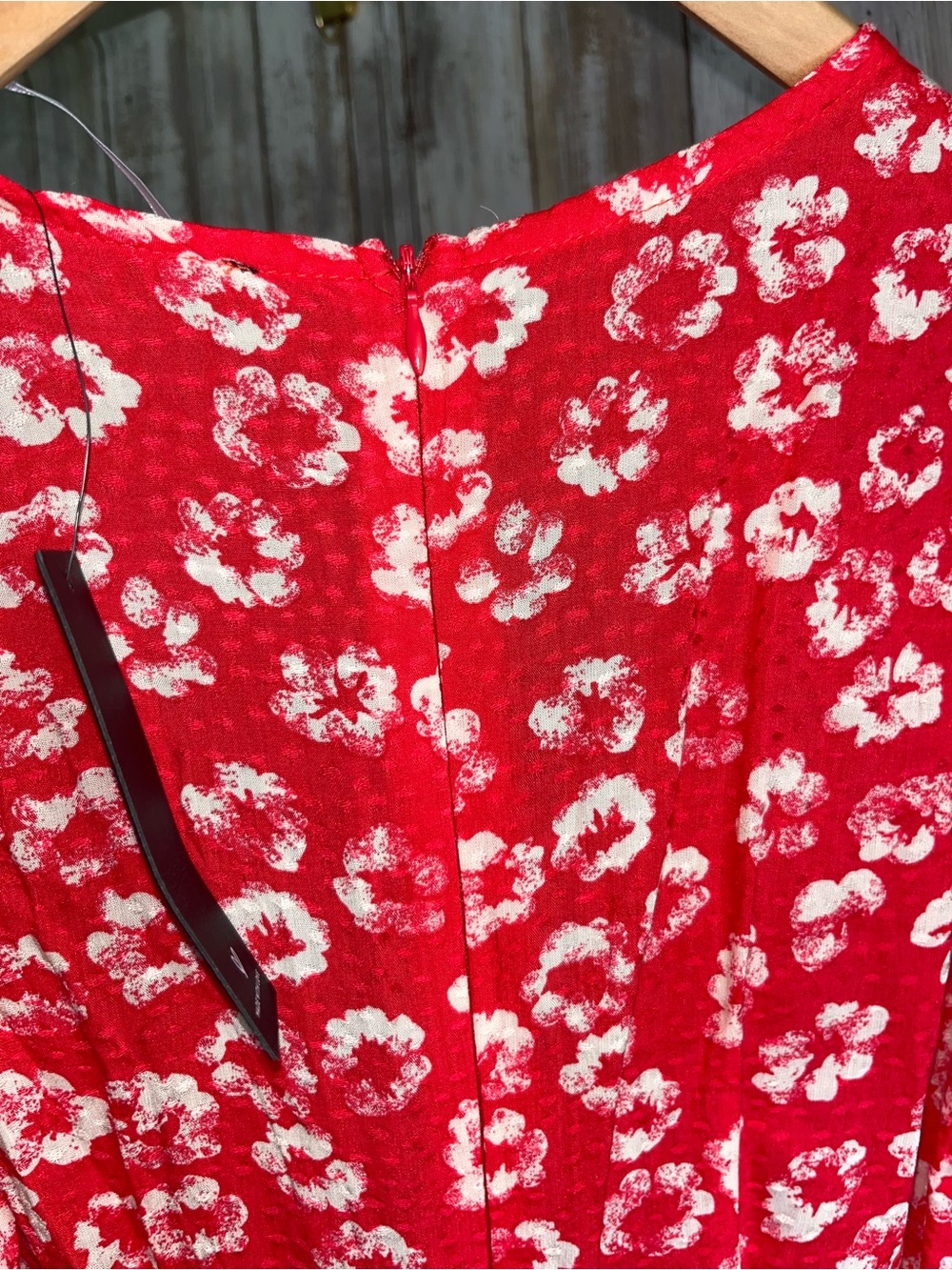 Lulus Red Floral Textured Deep V Mini Dress XS NWT Short Sleeve Rayon - Picture 5 of 7
